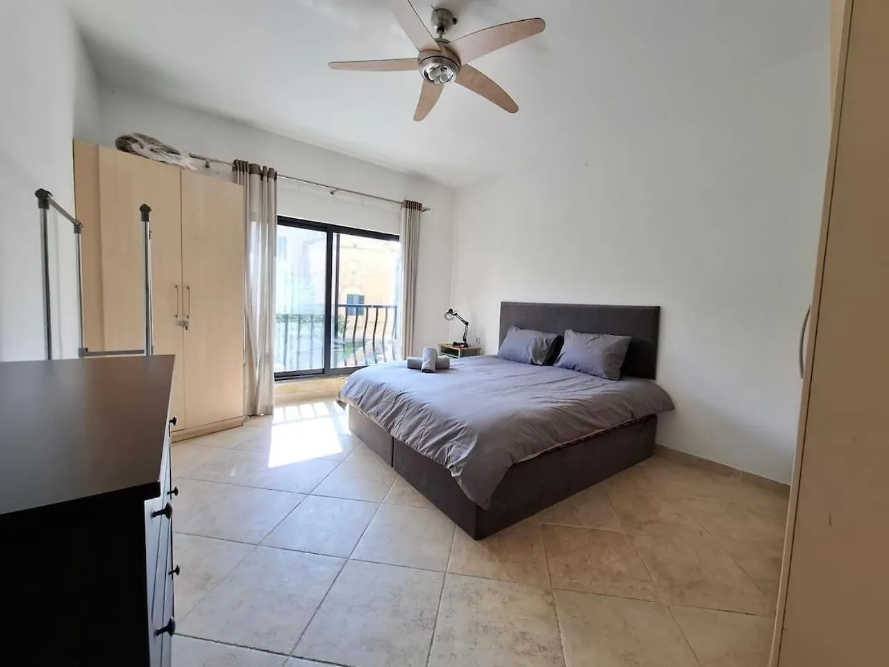 V86 - The 2 Bedroom Central Spot Sliema